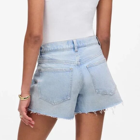 Madewell Perfect Vintage High Rise Raw Hem Jean Shorts Foster Wash Size 28 NWT - Picture 2 of 9